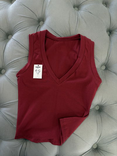 MUSCULOSA ESCOTE V/ ALGODÓN 