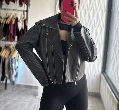 CAMPERA SARA/ CUERO 