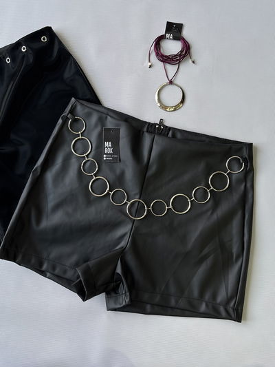 SHORT ENGOMADO/ CINTO 