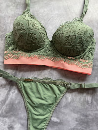 CONJUNTO BRIGITTE 