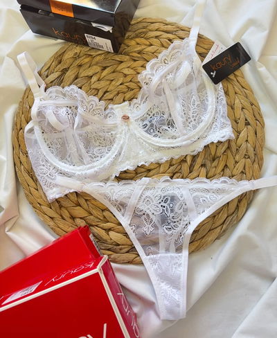 Conjunto con aro de puntilla y less regulable KAURY