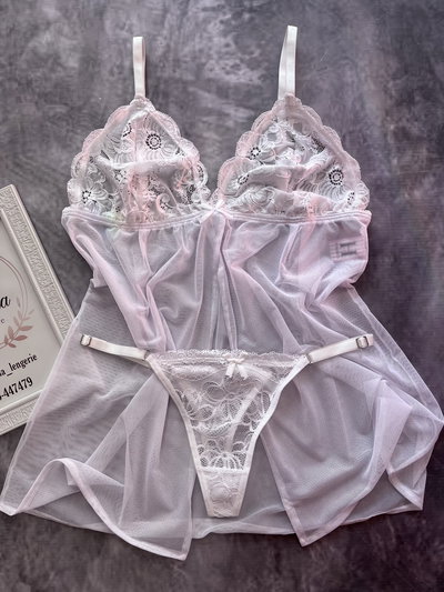 Camisolín de encaja con tul,corpiño triangulo y less regulable (C/ABERTURA DELANTERA)