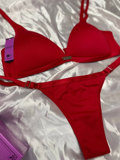 Conjunto BELEN de microfibra,corpiño triangulo soft y less regulable 