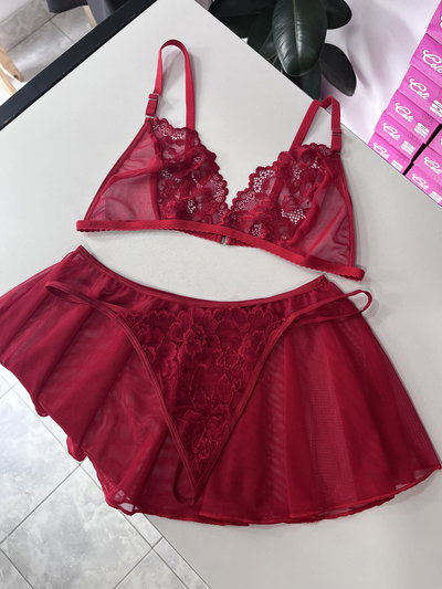 Conjunto CELI EROTICO de microtul y encaje, corpiño triangulo, less hilo y pollerita 5300