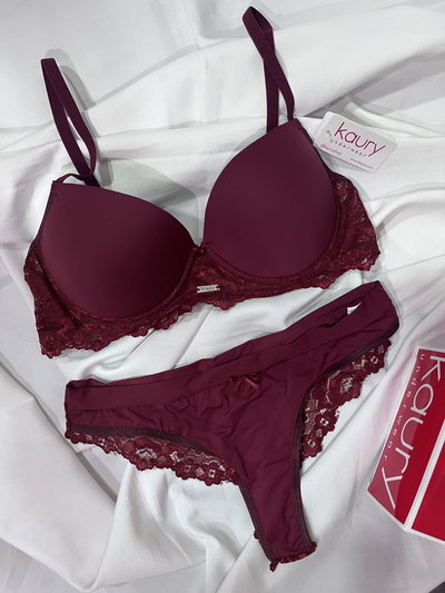 Conjunto De Puntilla Y Microfibra S/push Up Less Kaury 4710