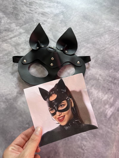 MASCARA %100 CUERO DE GATITA (TIRA REGULABLE)