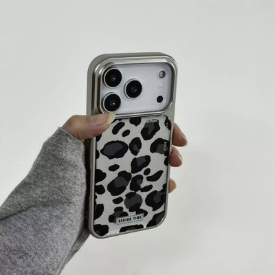 Case leopard