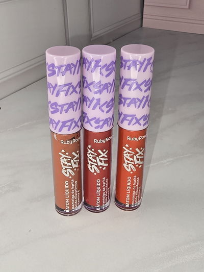 labial liquido ruby rose