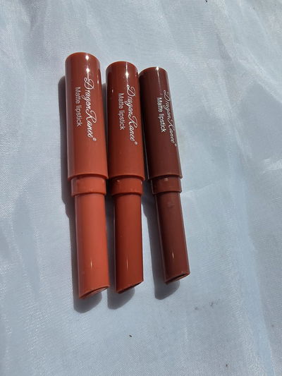 Lip stick matte