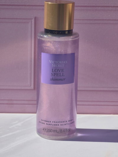 Body splash Love spell shimmer