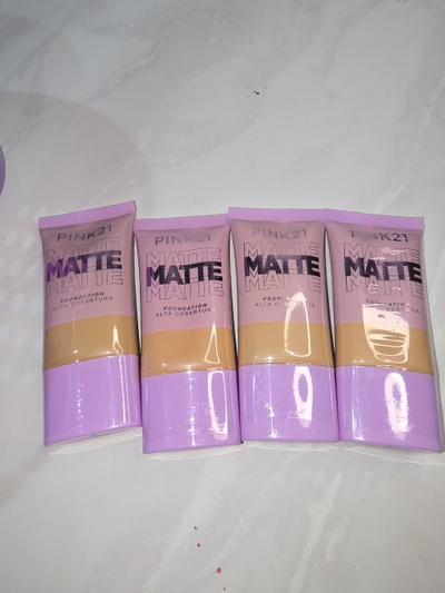 base matte tei