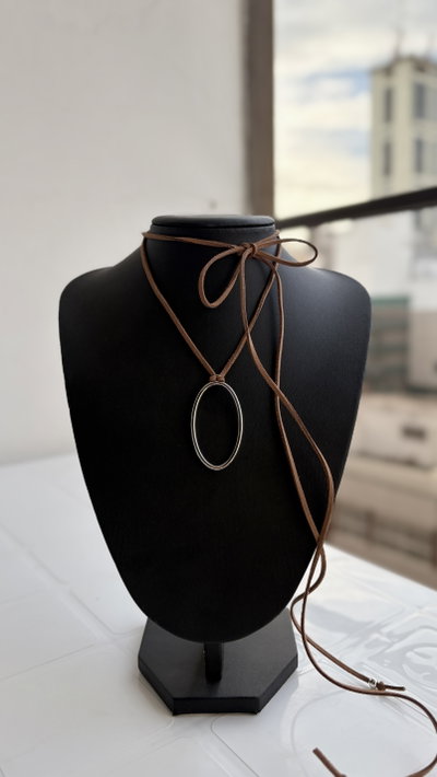 Lazo oval marrón 
