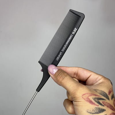 Peine de cola clásico 