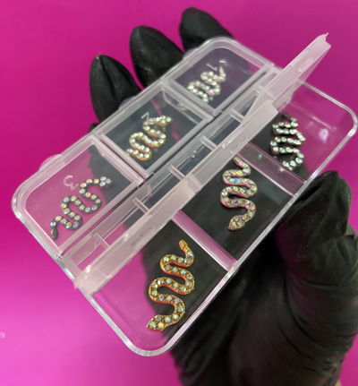 Aplique de serpiente con strasses - Pack x6