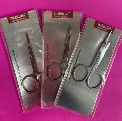 Tijera para cortar moldes - Charm limit