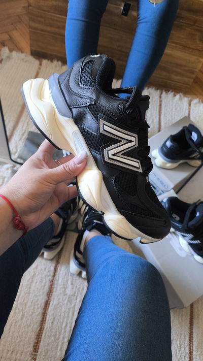New balance 9060 Negro Cuero