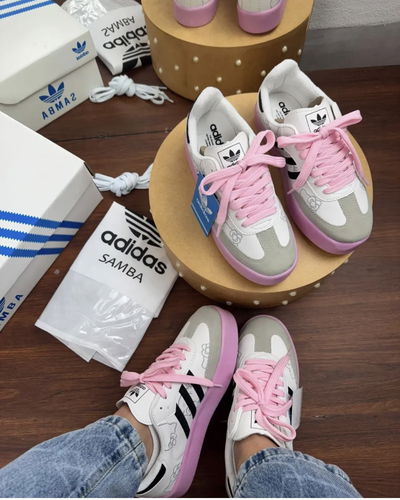 Zapatillas hello Kitty Gris
