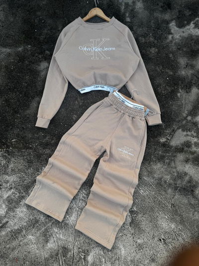 Conjunto Calvin Klein 