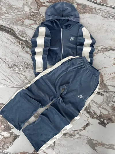 Conjunto NK