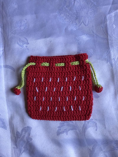 strawberry pouch