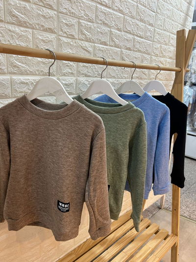 Sweater niño lisa