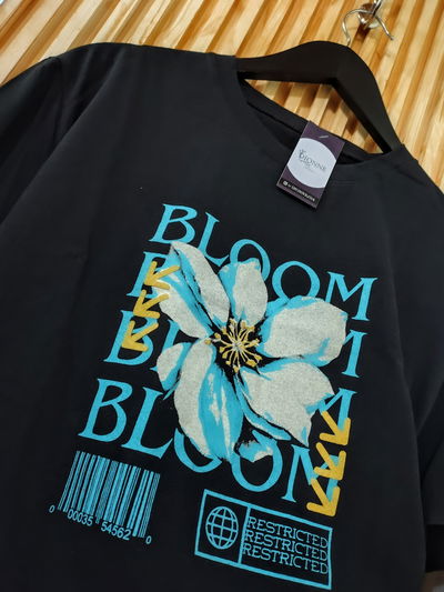 Remera bloom