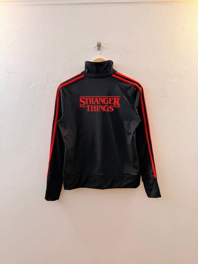 Campera retro Edicion Limitada Stranger Things