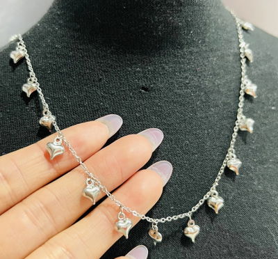 Cadena colgante corazones acero quirúrgico