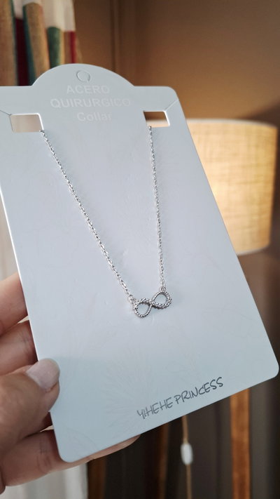 Collar infinito Acero