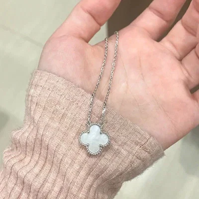 Collar Acero Plateado Trébol 