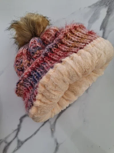 Gorros de lana con piel