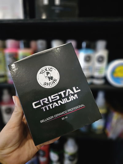 Cristal titanium