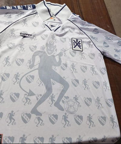 Camiseta Independiente Retro Diablito Blanca