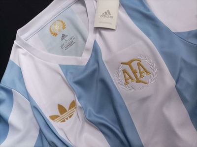 Camiseta Argentina Aniversario corte Dama 