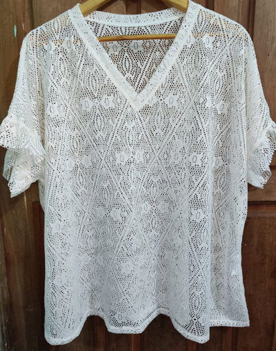 Remera Crochet escote V talle único dama