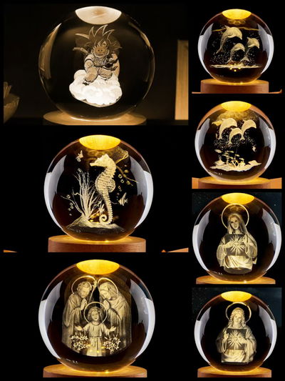 Bola de cristal giratoria con base USB 8 cm