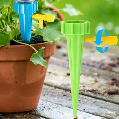 Estaca regadora por goteo set x 6
