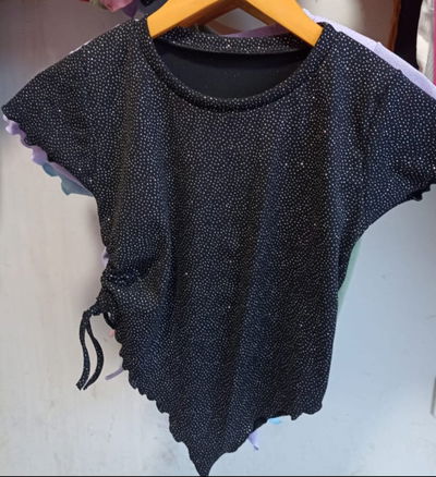 Remera frunce y terminación en V x5pcs
