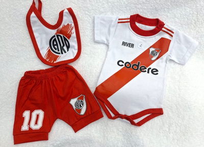 Conjunto bebé Boca/River