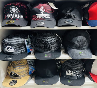 Gorra replica visera curva