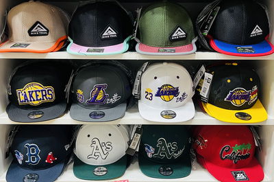 Gorra replica plana super bordado premium  importada 