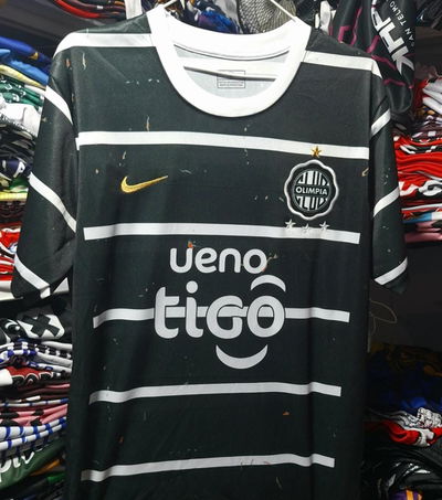 Camiseta Olimpia