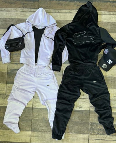 Conjunto plush Lacoste bordado