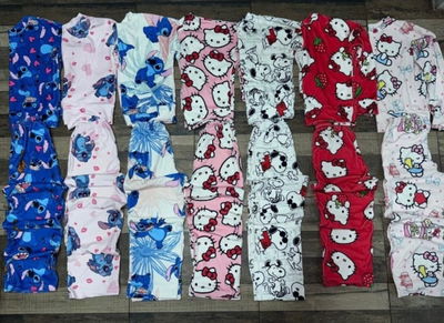 Pijama plush bordado