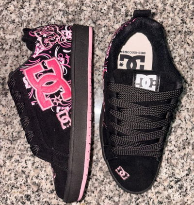 Zapatillas DC bordadas y estampadas