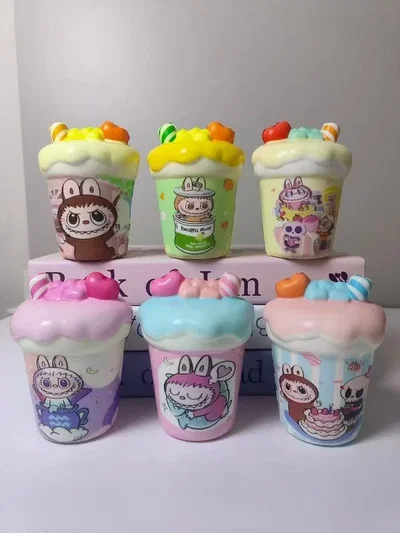 SQUISHY LABUBU CUPCAKE X 12 UNIDADES