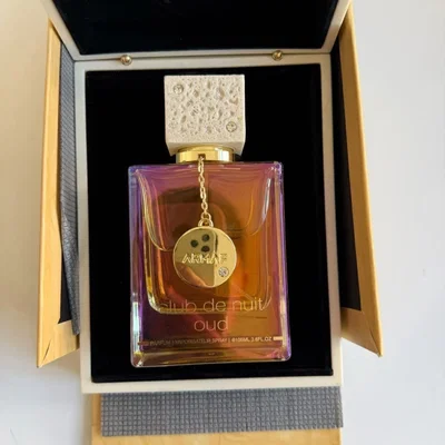 PERFUME CLUB DE NUIT OUD MUJER 100ML