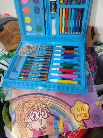 Valijita de colores x 68 piezas