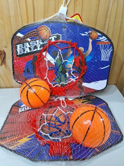 Aro basquet con pelotita 28x22cm