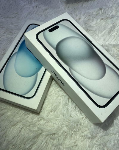 iPhone 15 128GB